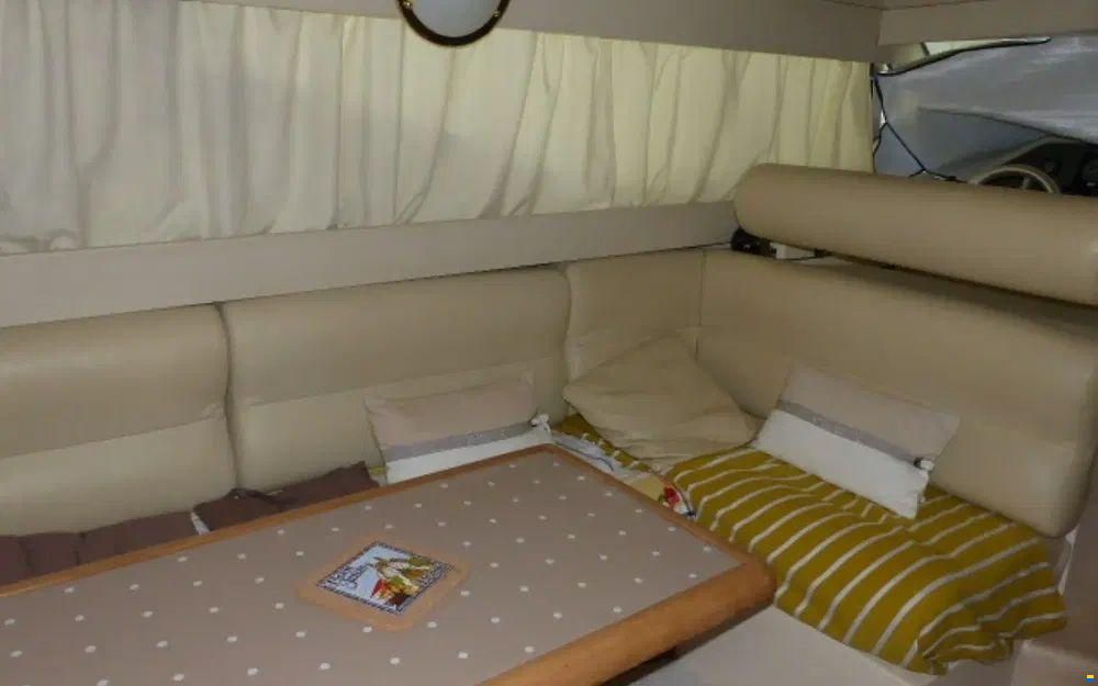 Azimut 37