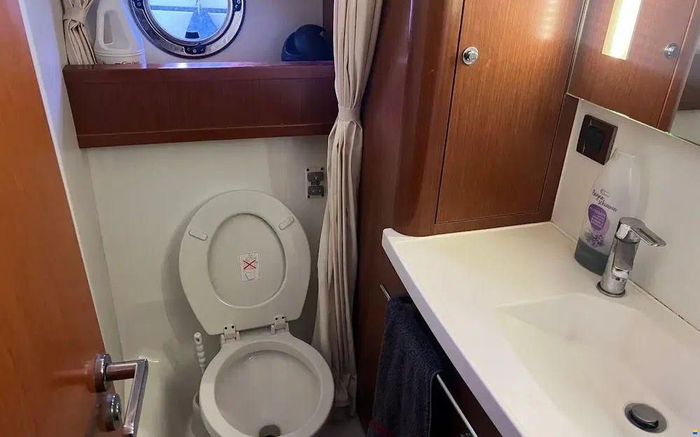 Beneteau Swift Trawler 44
