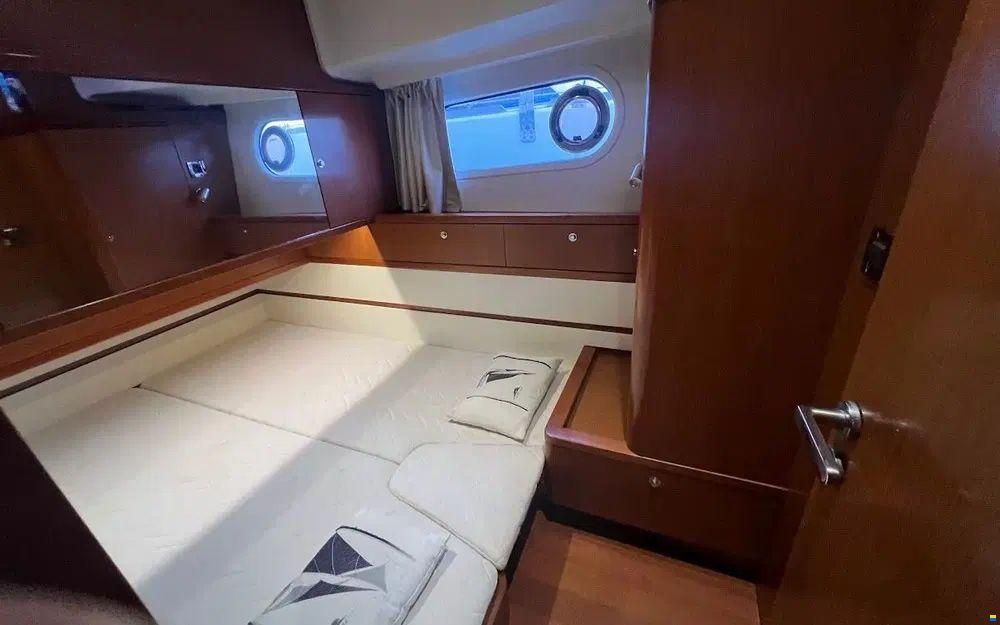 Beneteau Swift Trawler 44