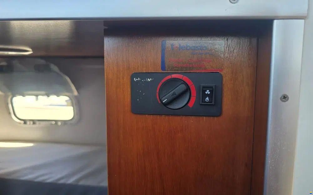 Beneteau Antares Serie 9