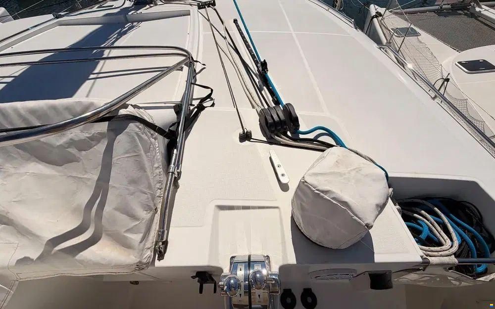 Lagoon 450 F
