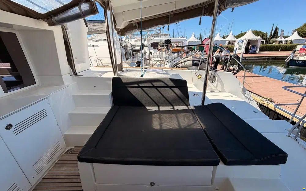 Lagoon 450 F