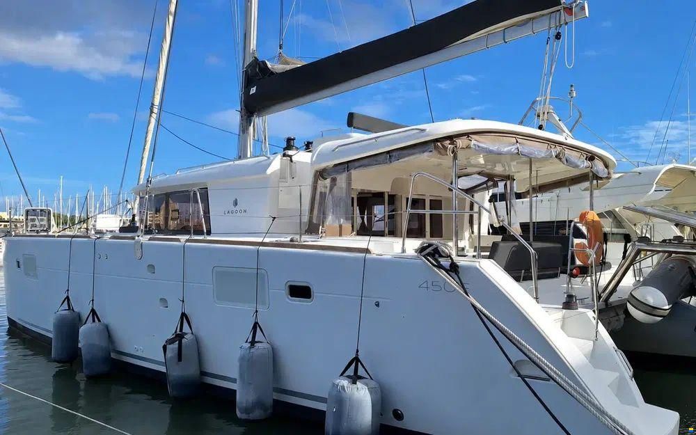 Lagoon 450 F