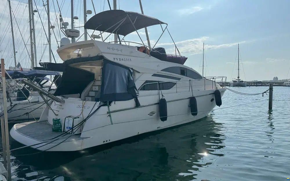 Rodman Muse 44