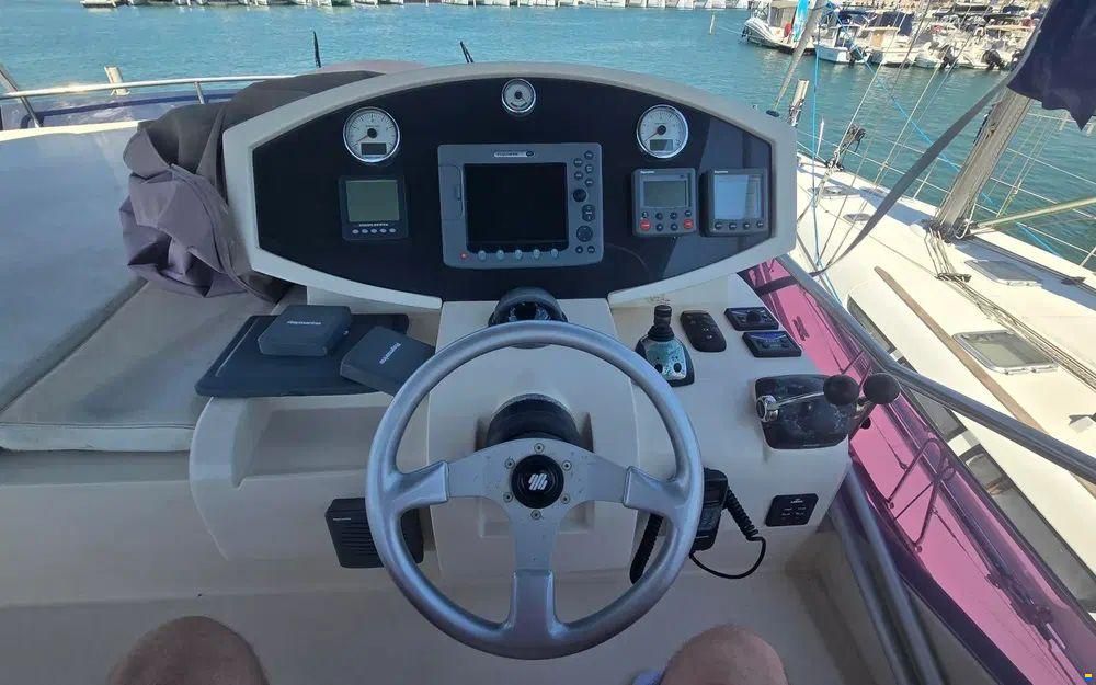 Rodman Muse 44