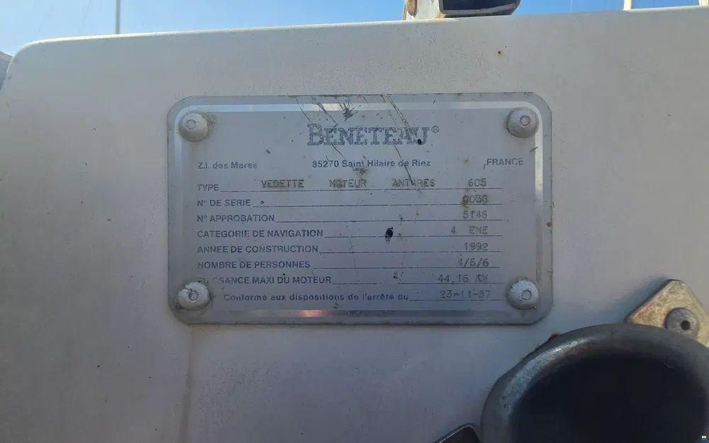 Beneteau Antares 605