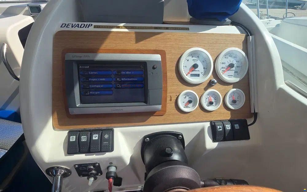 Jeanneau Merry Fisher 725