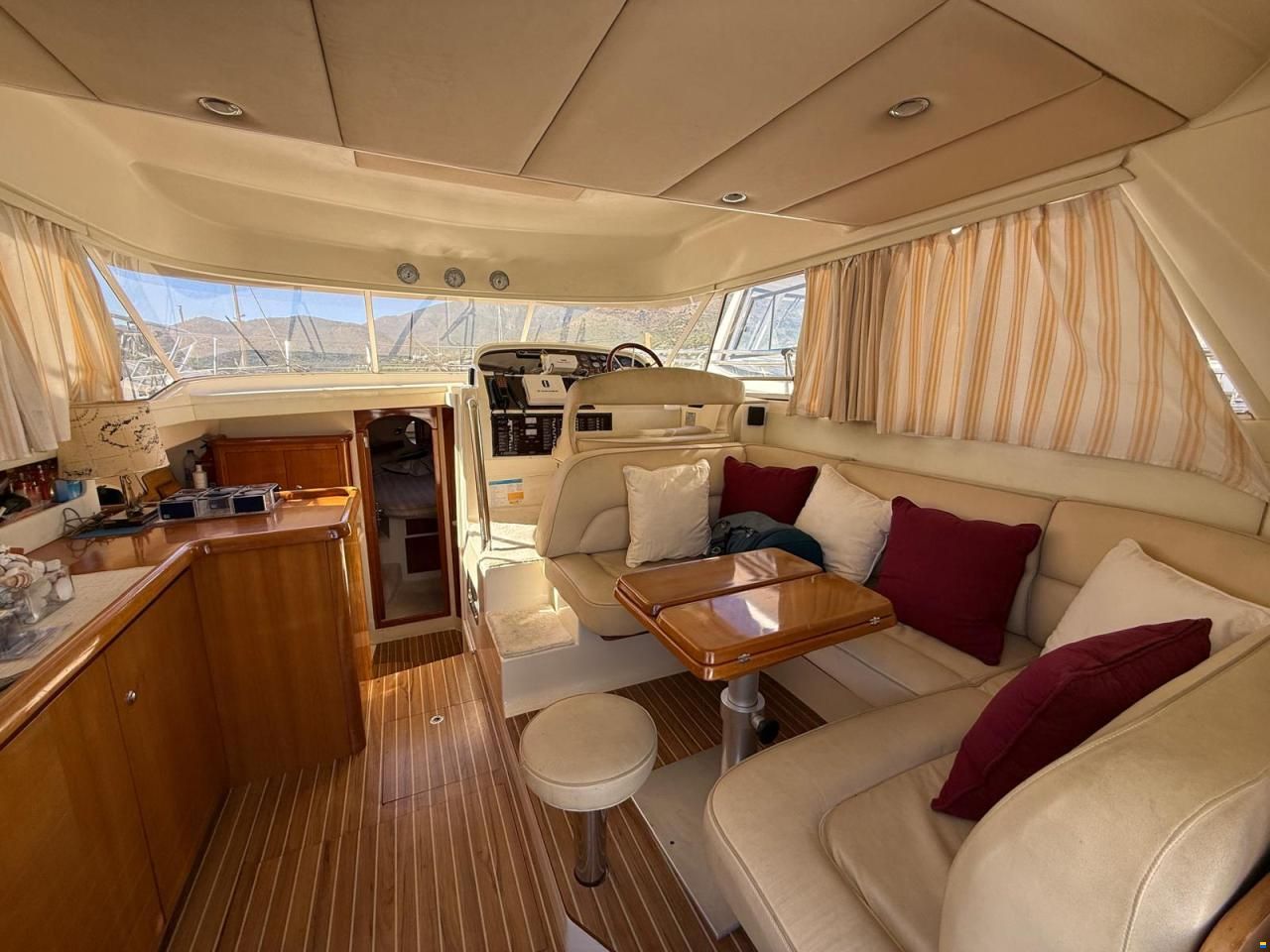 Mystic 38 ACM