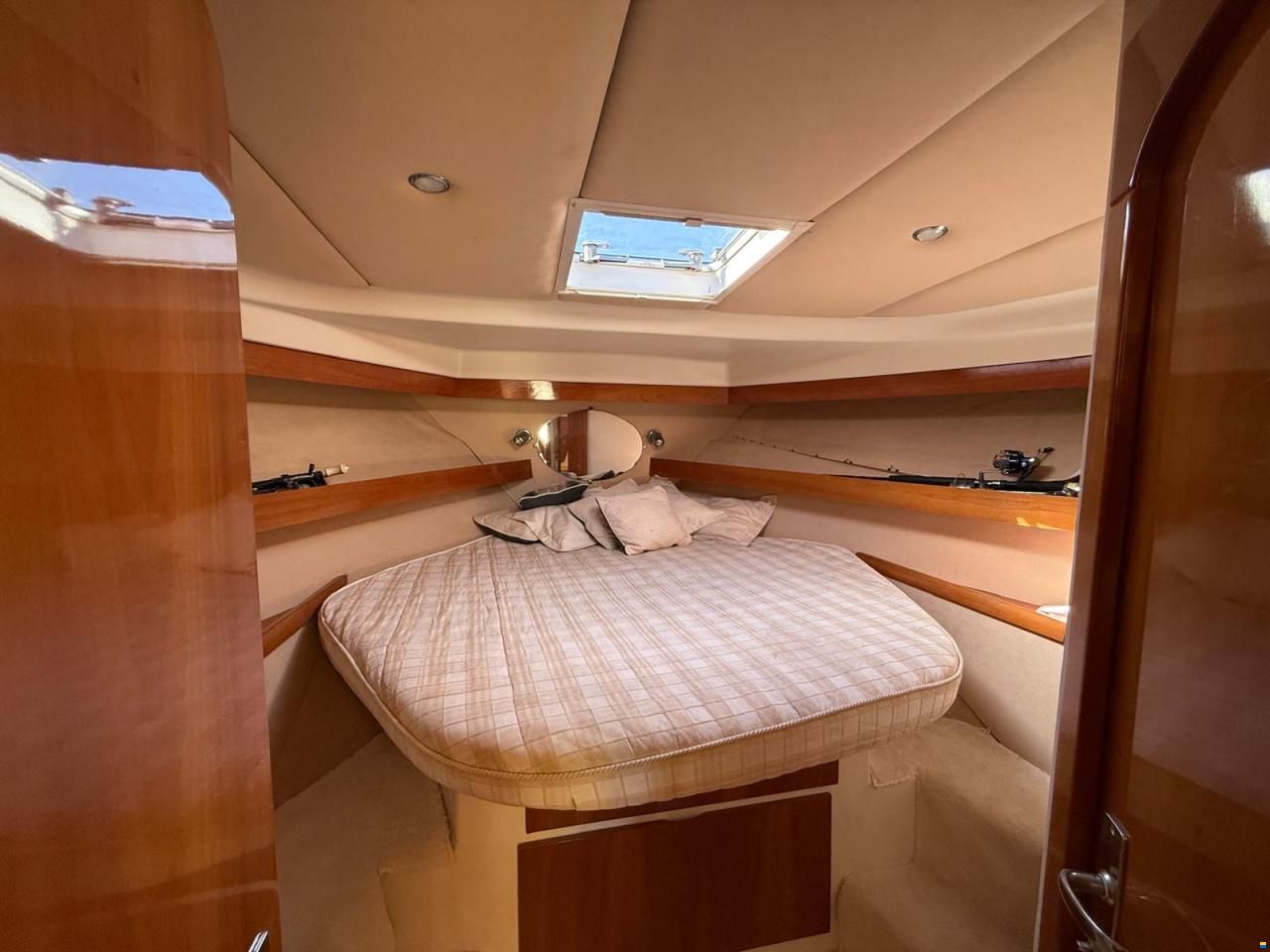 Mystic 38 ACM