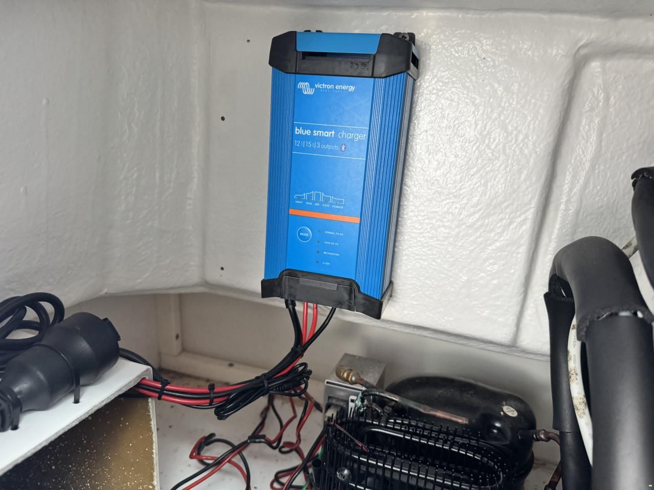 Axopar 28 T-Top