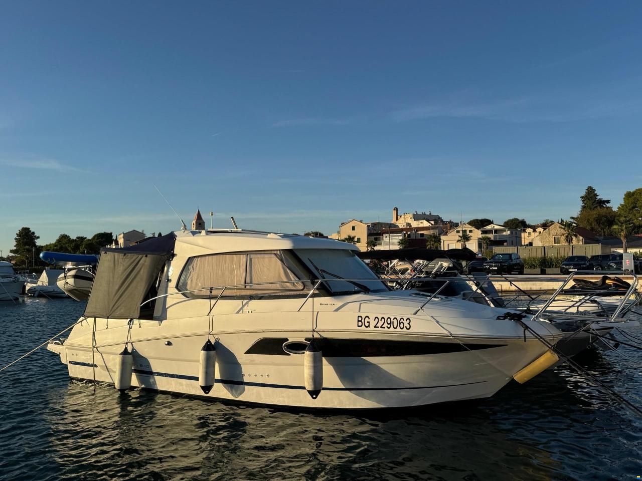 Beneteau Antares 8.80