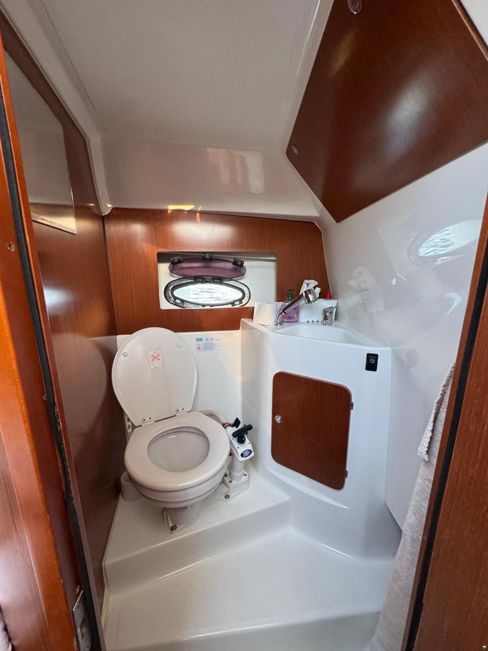 Beneteau Antares 8.80