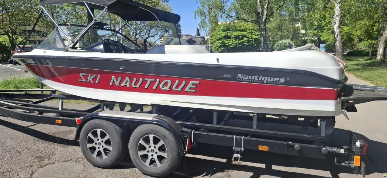 Correct Craft Ski Nautiqe