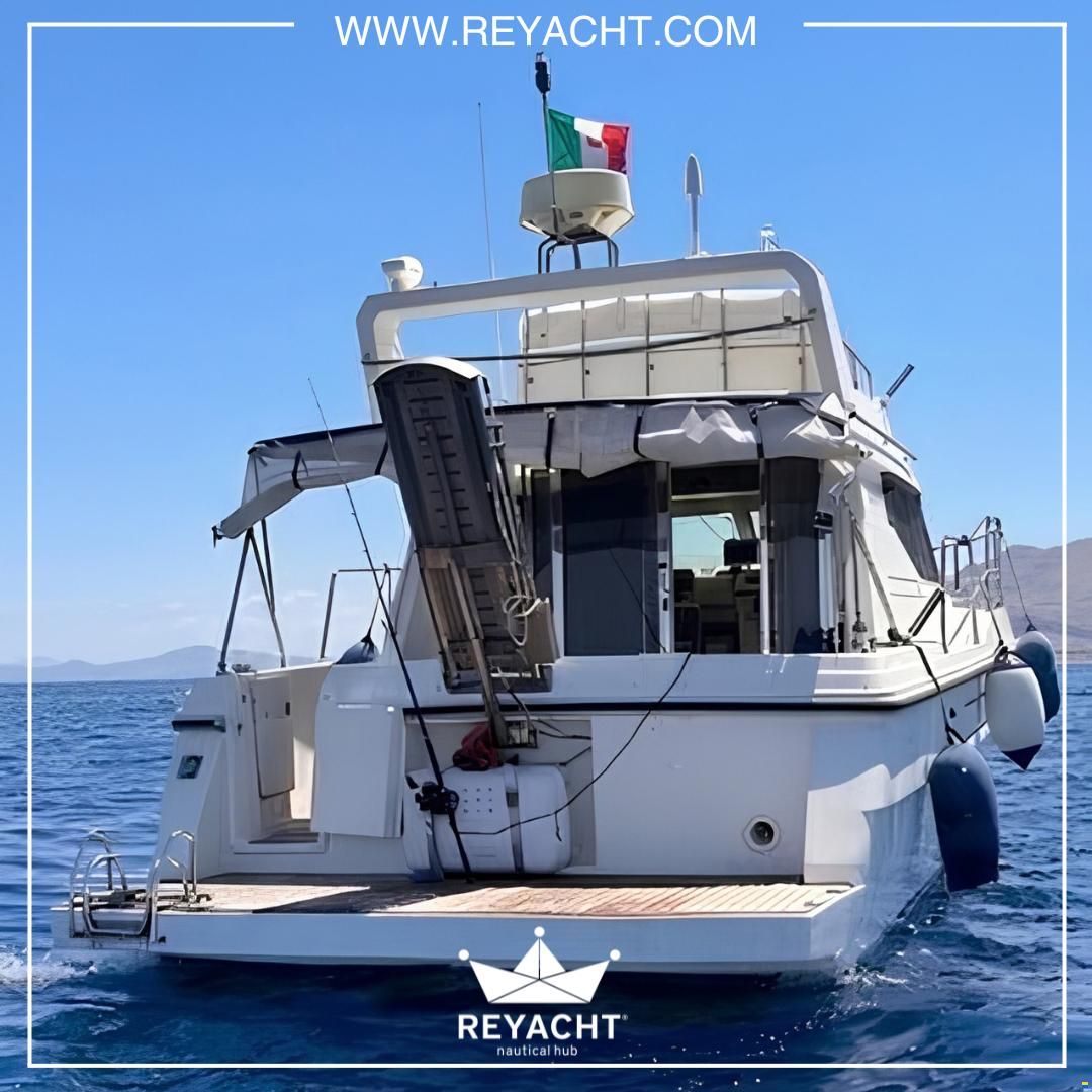 Azimut 37 Fly