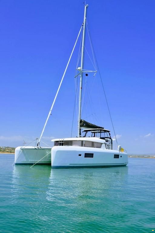 Lagoon 42