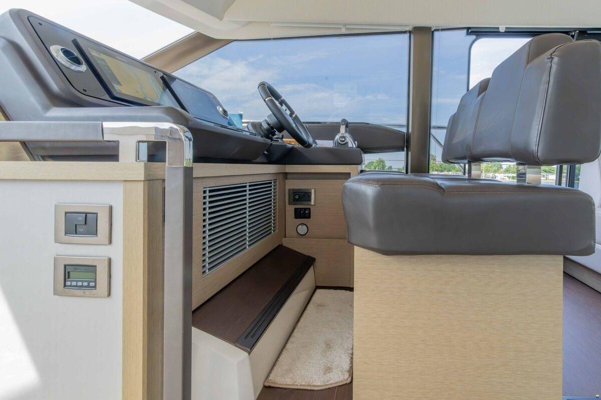 Jeanneau Prestige 520 Fly