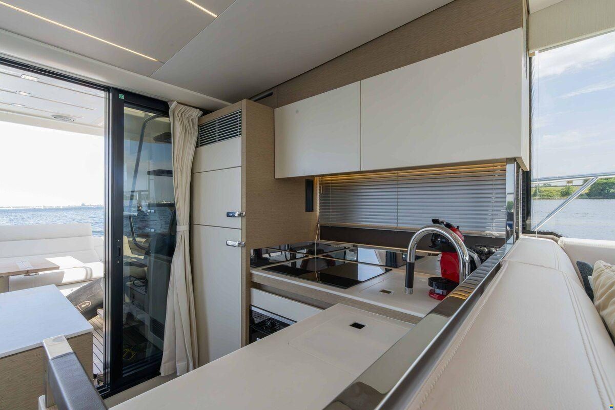 Jeanneau Prestige 520 Fly