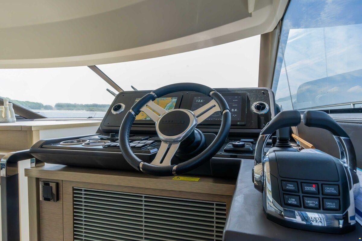 Jeanneau Prestige 520 Fly