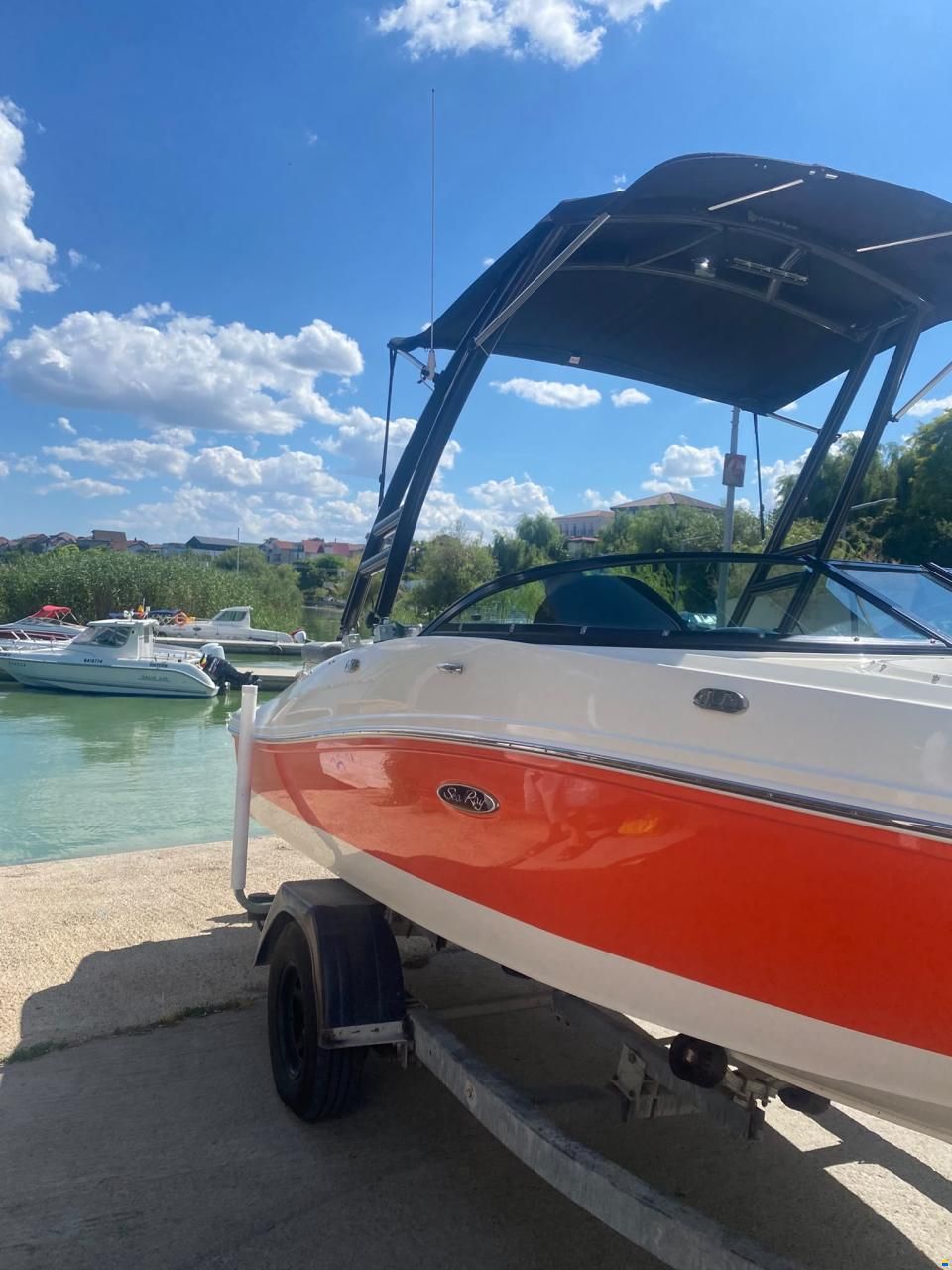 Sea Ray 185 Aport