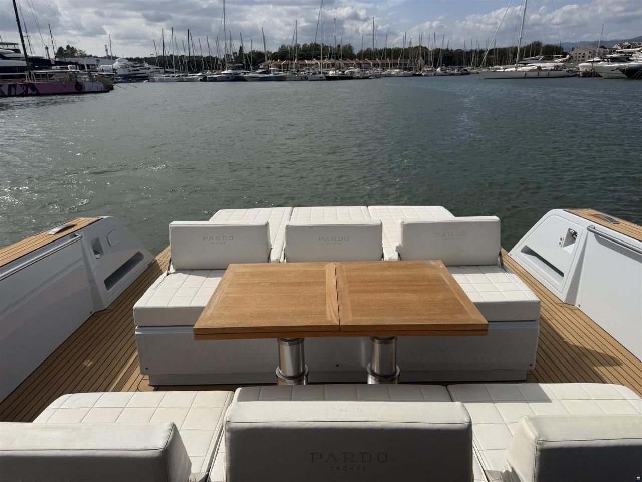 Pardo Yachts 43