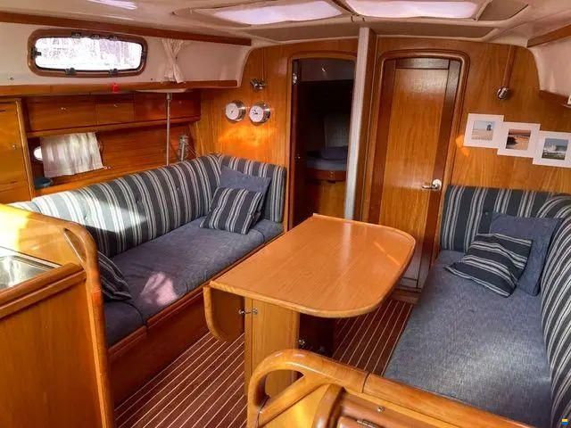 Bavaria 37 3