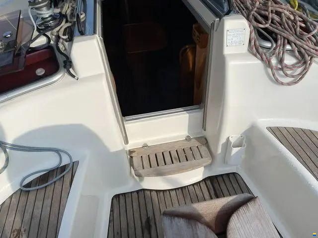 Bavaria 37 3