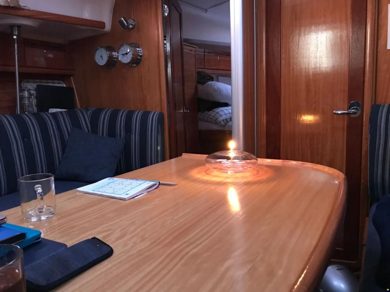 Bavaria 37 3