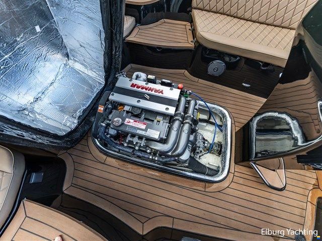 Waterspoor 717 Aviator