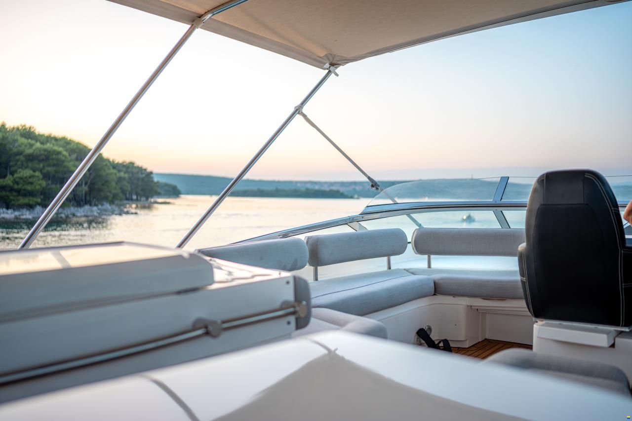 Fairline Squadron 78