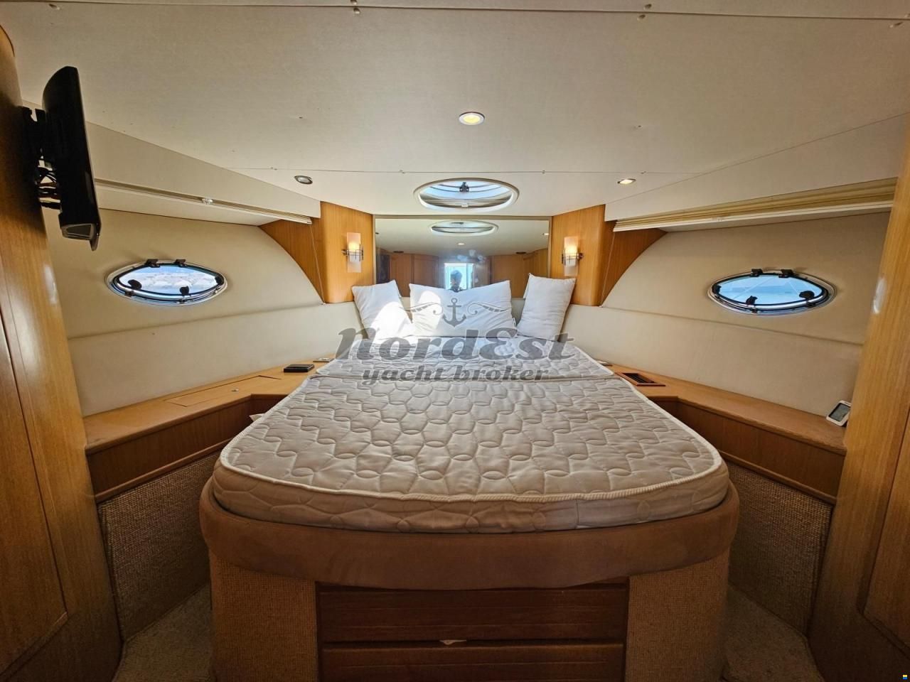 Rodman 44 fly - IPS 500