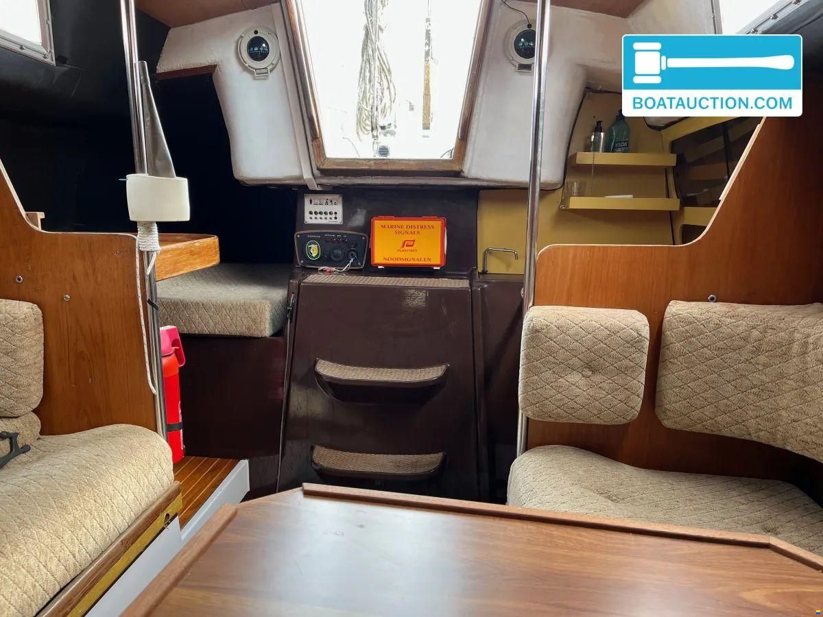 Beneteau First 30