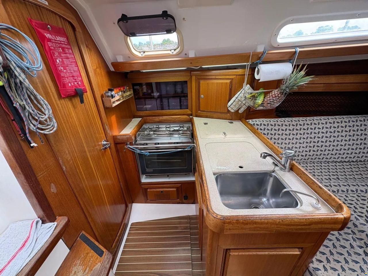 Dufour 35 CLASSIC