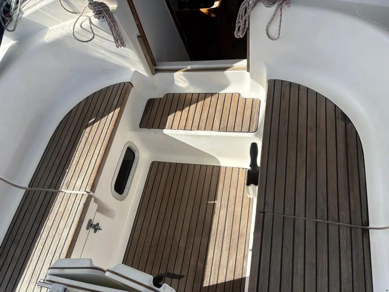Dufour 35 CLASSIC