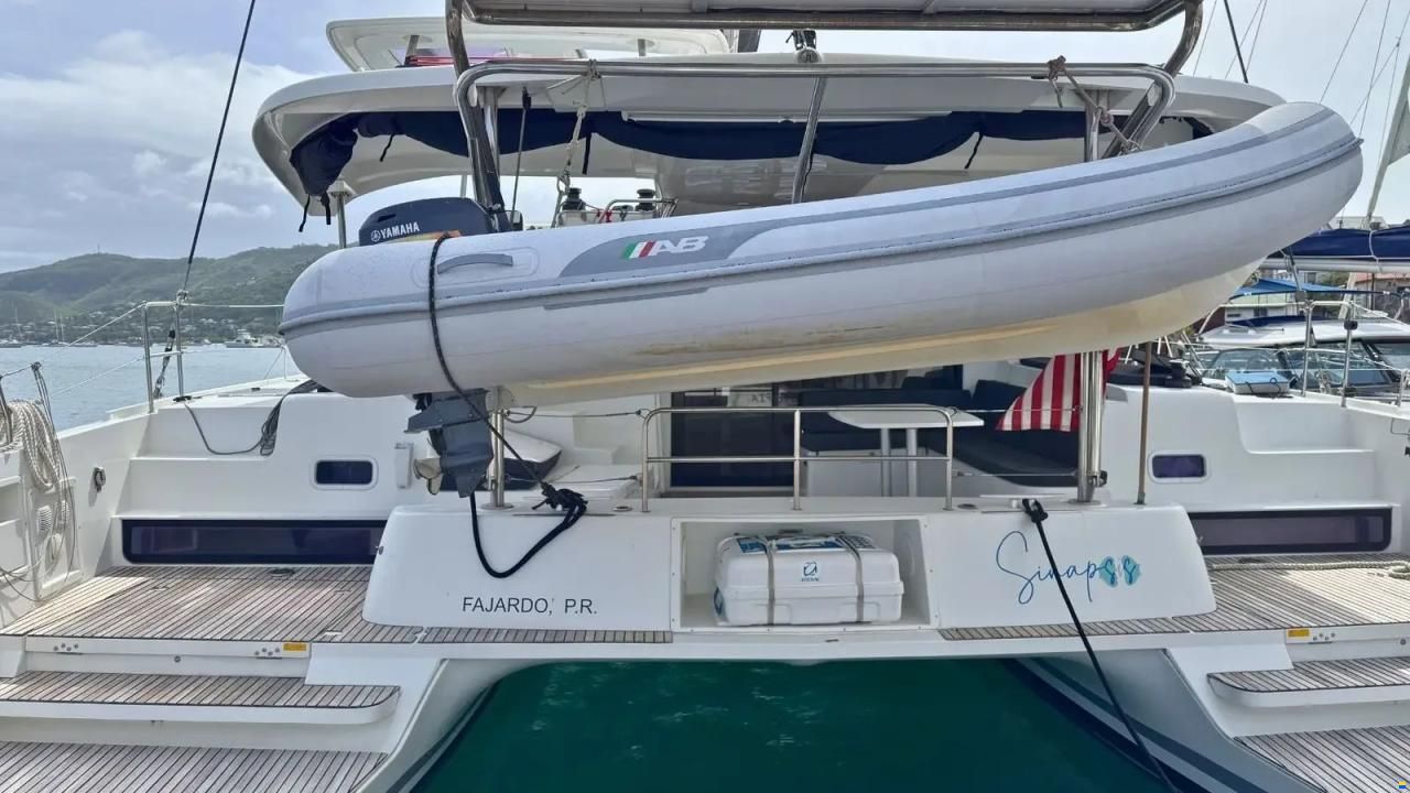 Lagoon 42