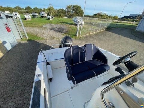 Powercraft 22 med Mercury F200 samt Bren