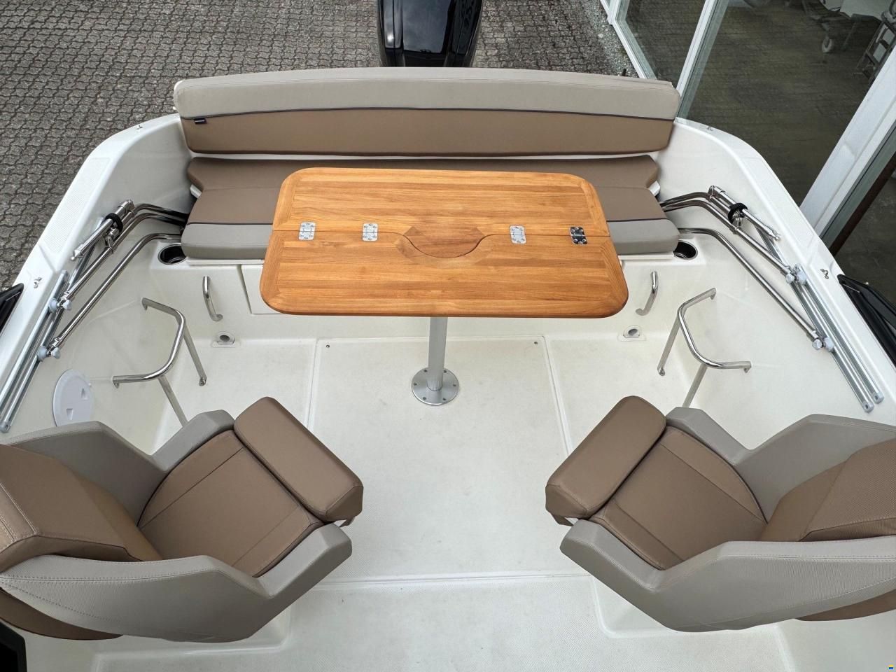 Quicksilver Activ 605 Cruiser med 115 hk Mercury-EFI