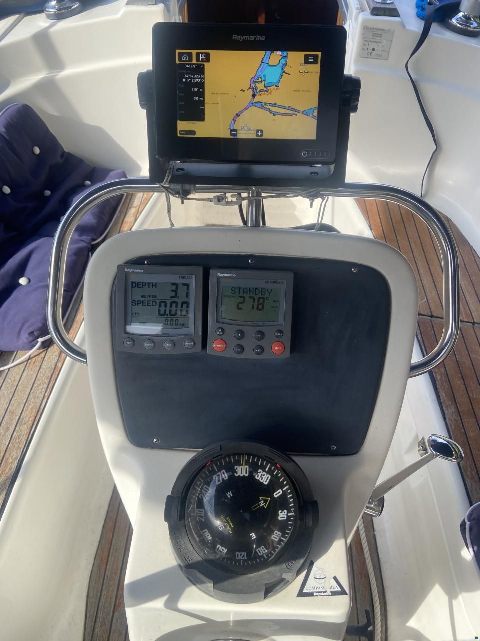 Bavaria 32