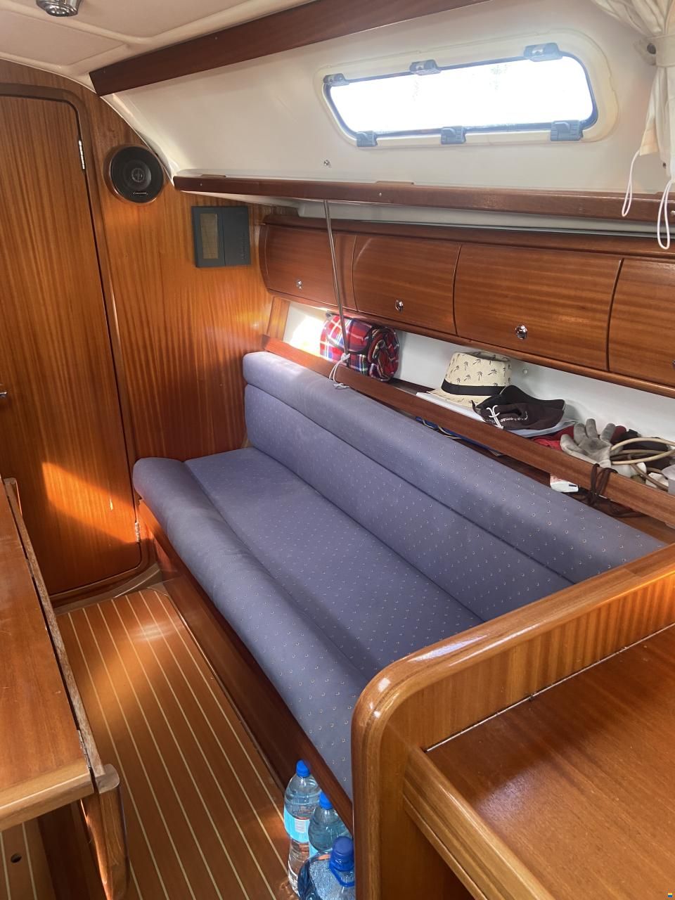 Bavaria 32