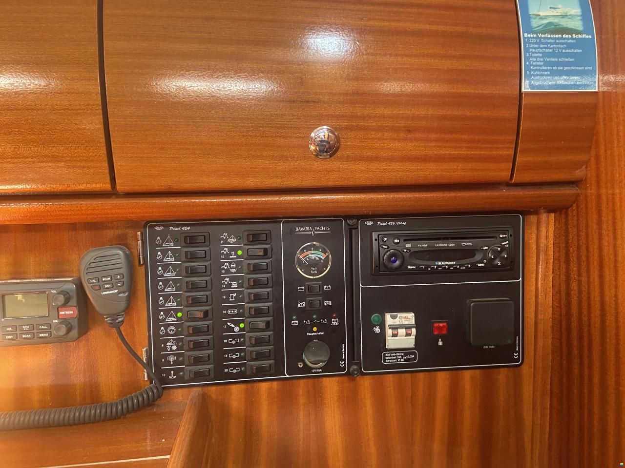 Bavaria 32