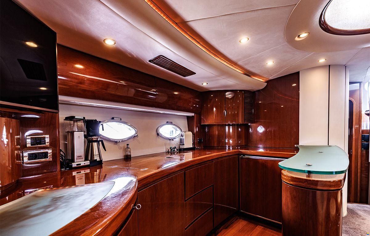 Princess V65