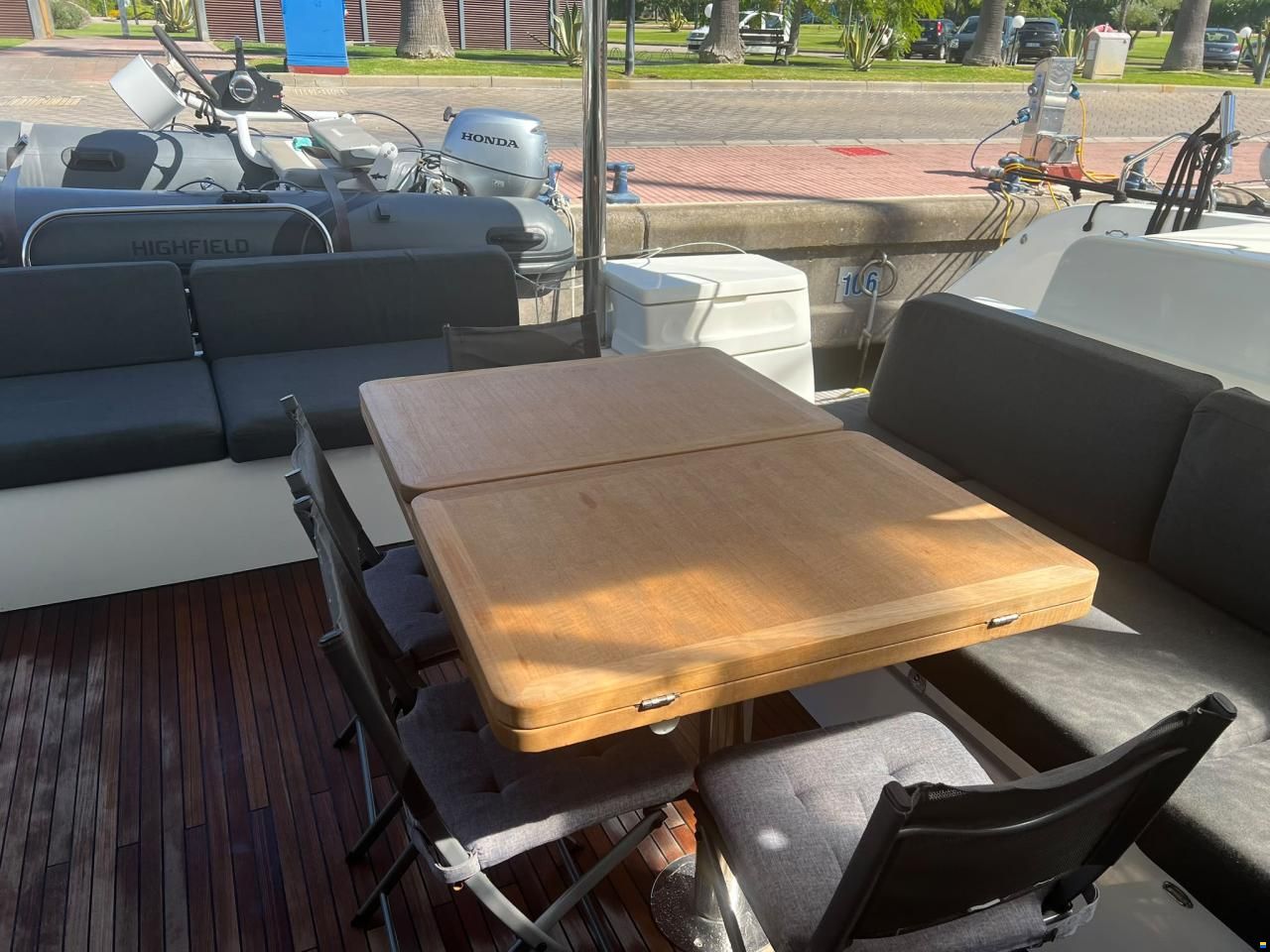 Lagoon 50