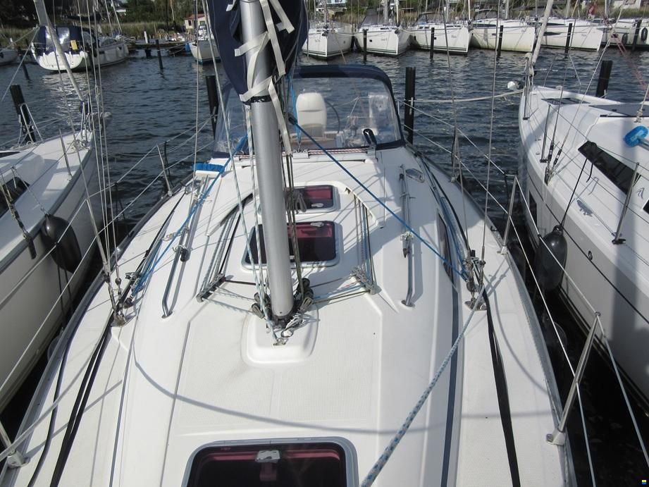 Bavaria 31 cruiser