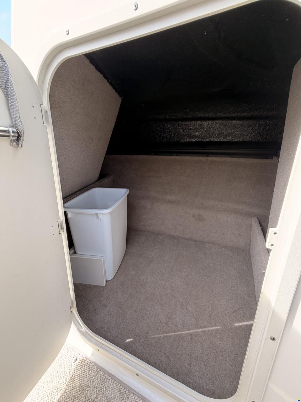 Stingray 235 DR