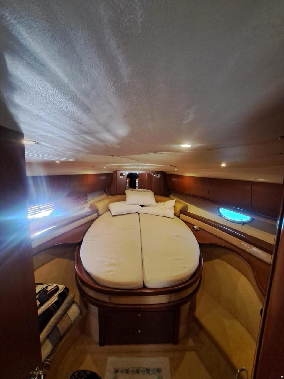 Azimut Atlantis 42