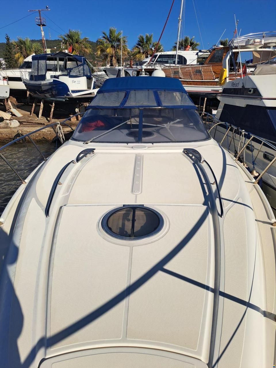 Azimut Atlantis 42