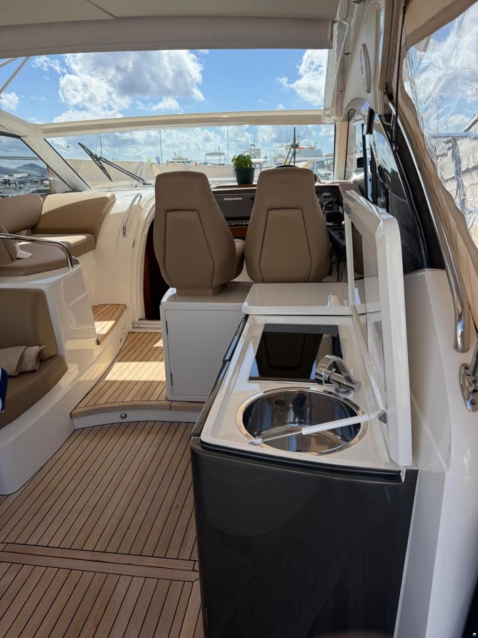 Princess V39