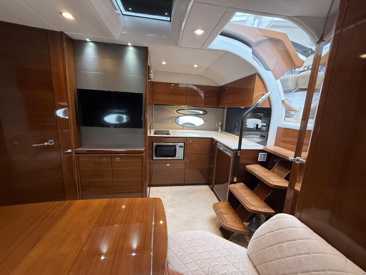 Princess V39