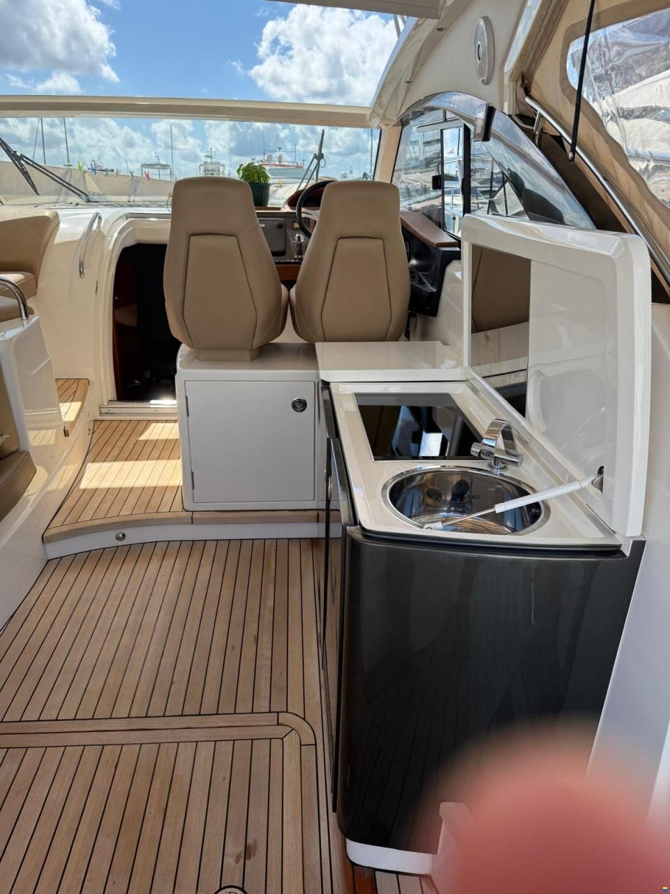 Princess V39