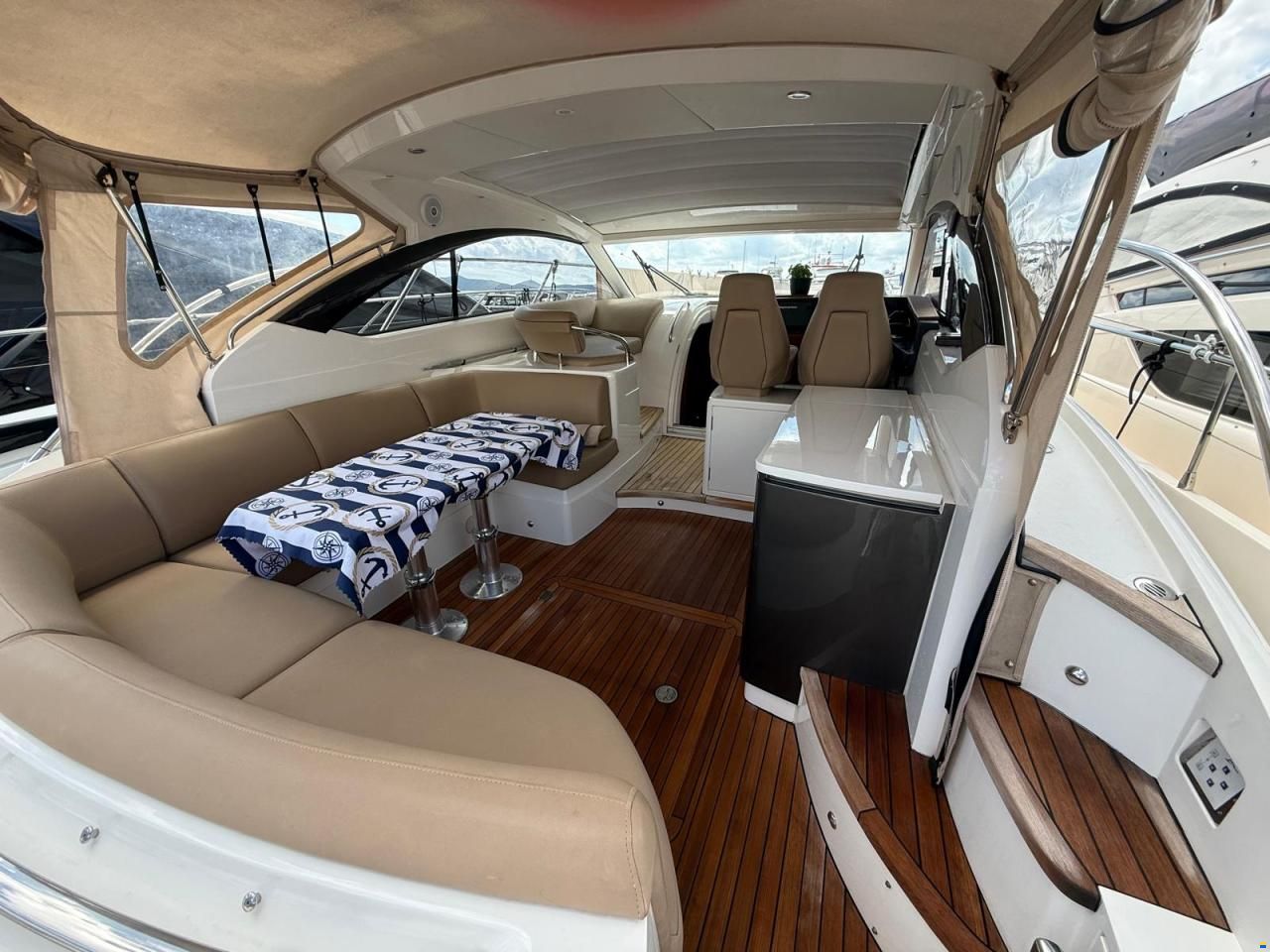 Princess V39
