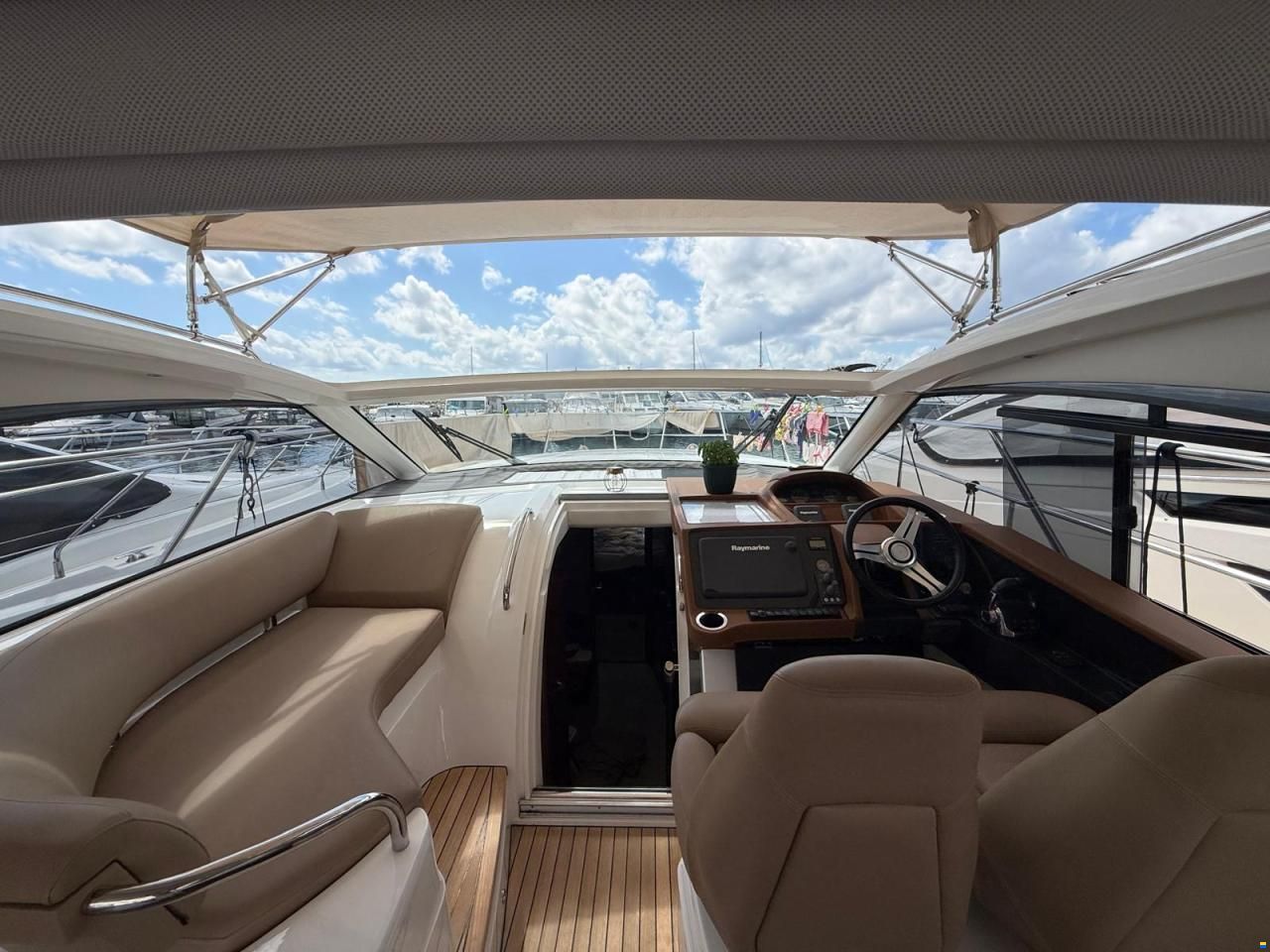 Princess V39